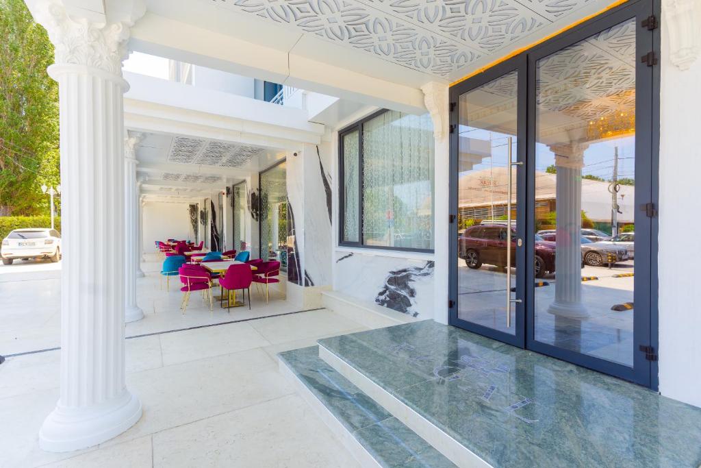 W Regal Boutique Hotel&Spa - Resim 7