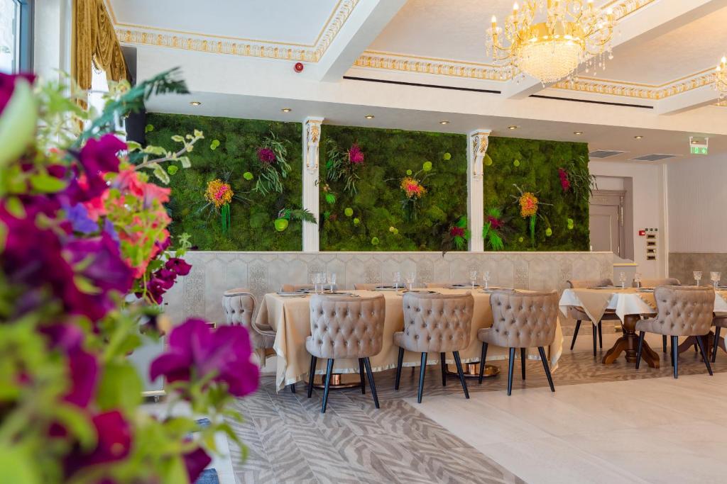 W Regal Boutique Hotel&Spa - Resim 16