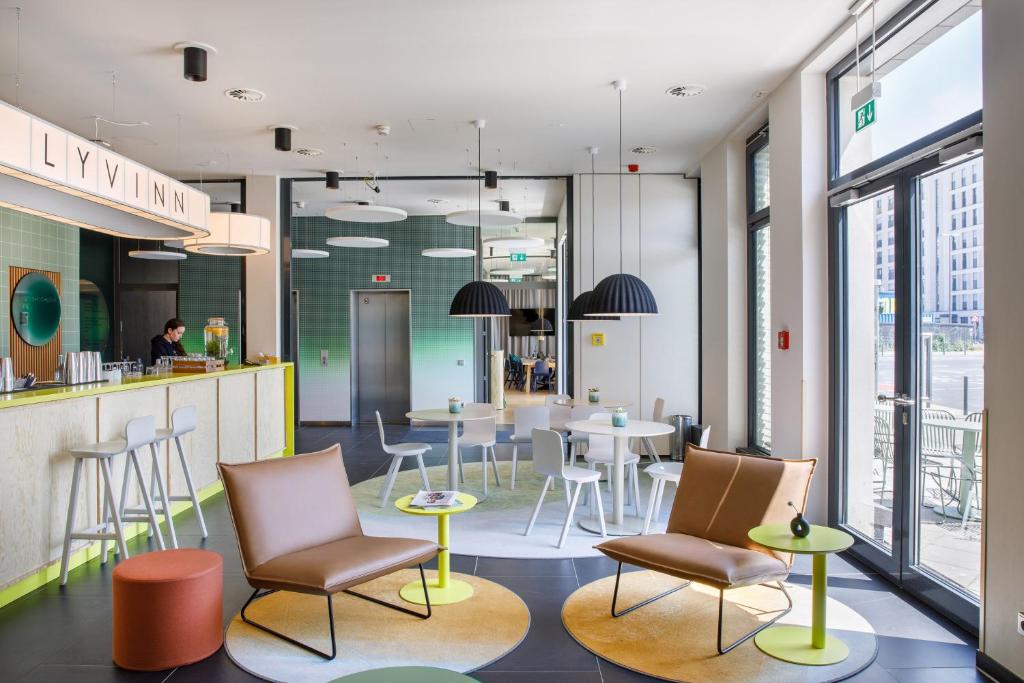 Posezení v ubytování LyvInn Hotel Frankfurt