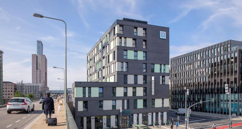 LyvInn Hotel Frankfurt - Resim 20