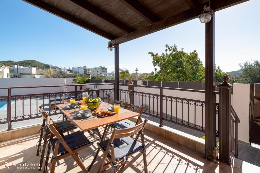 Balkón nebo terasa v ubytování Ospition Villa