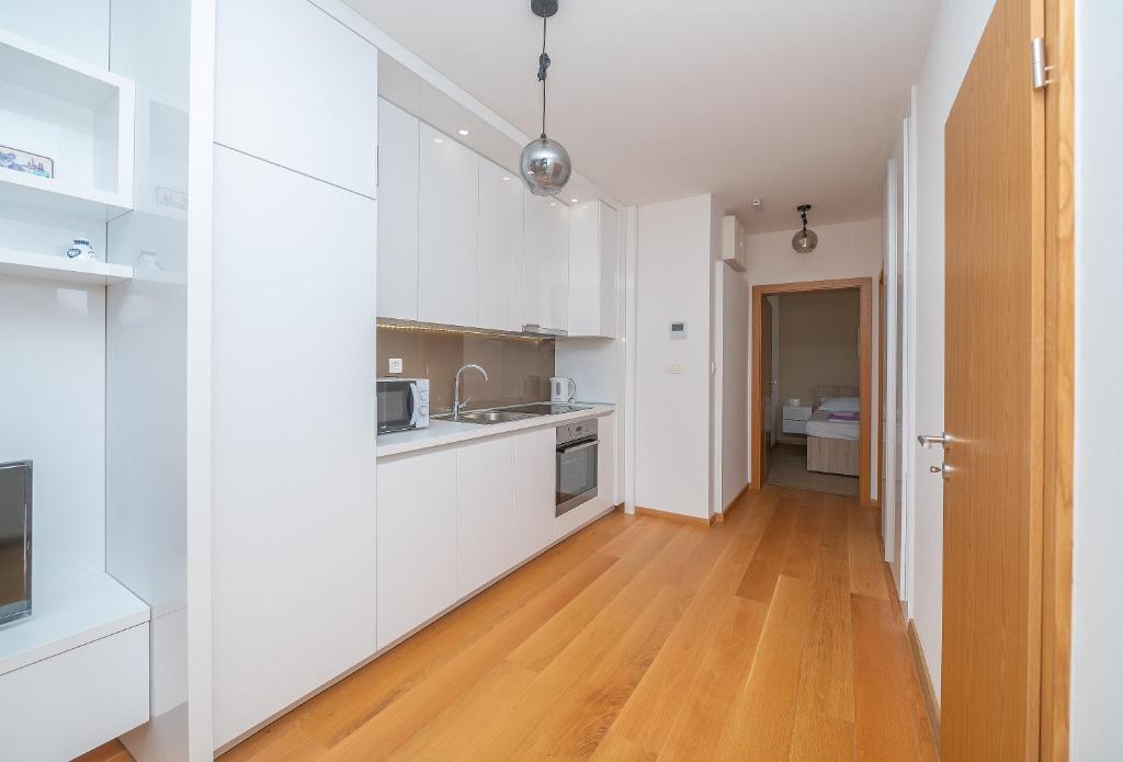 Kuchyňa alebo kuchynka v ubytovaní Apartment Daniel