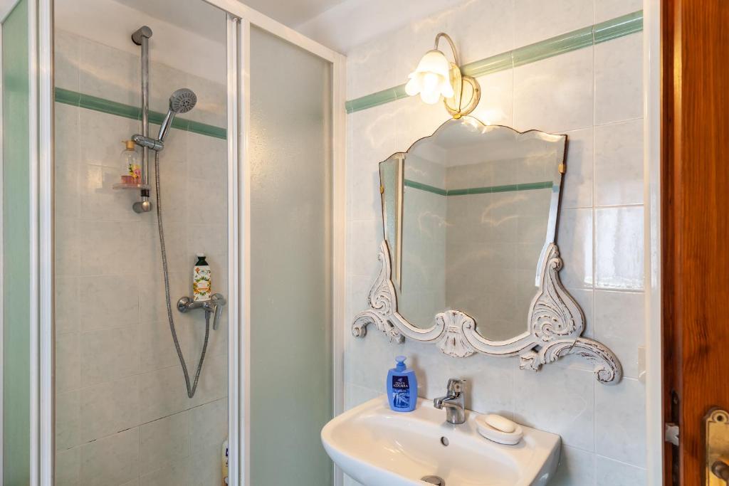 A bathroom at Dolce far niente