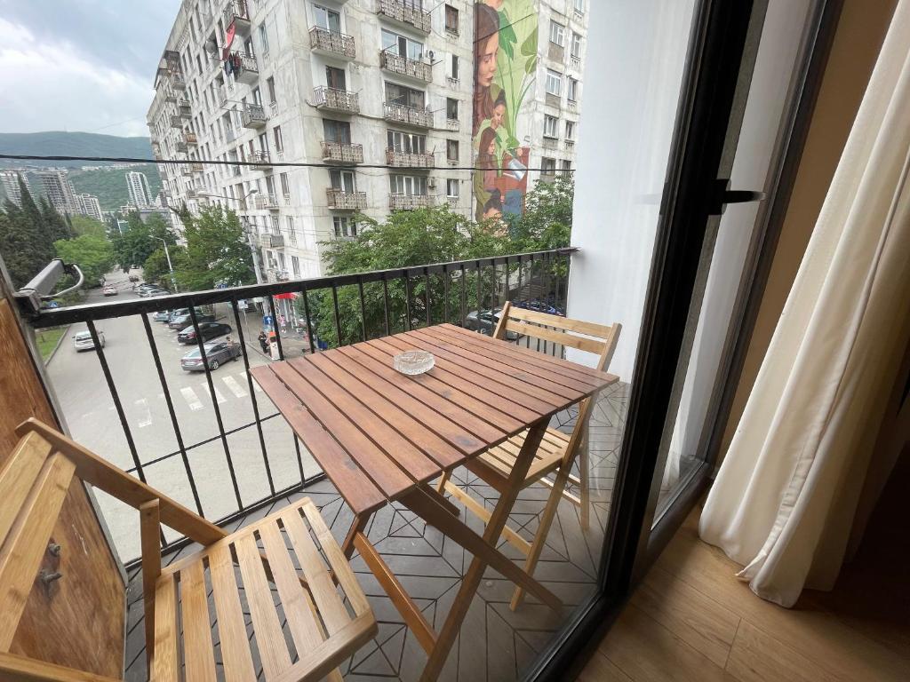 En balkong eller terrass på Tbilisi appartement