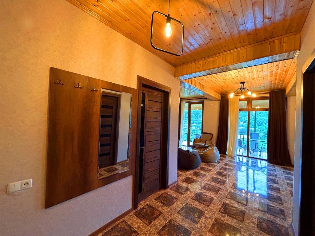 Zdjęcie z galerii obiektu Hotel VIM in Sighnaghi w mieście Sighnaghi