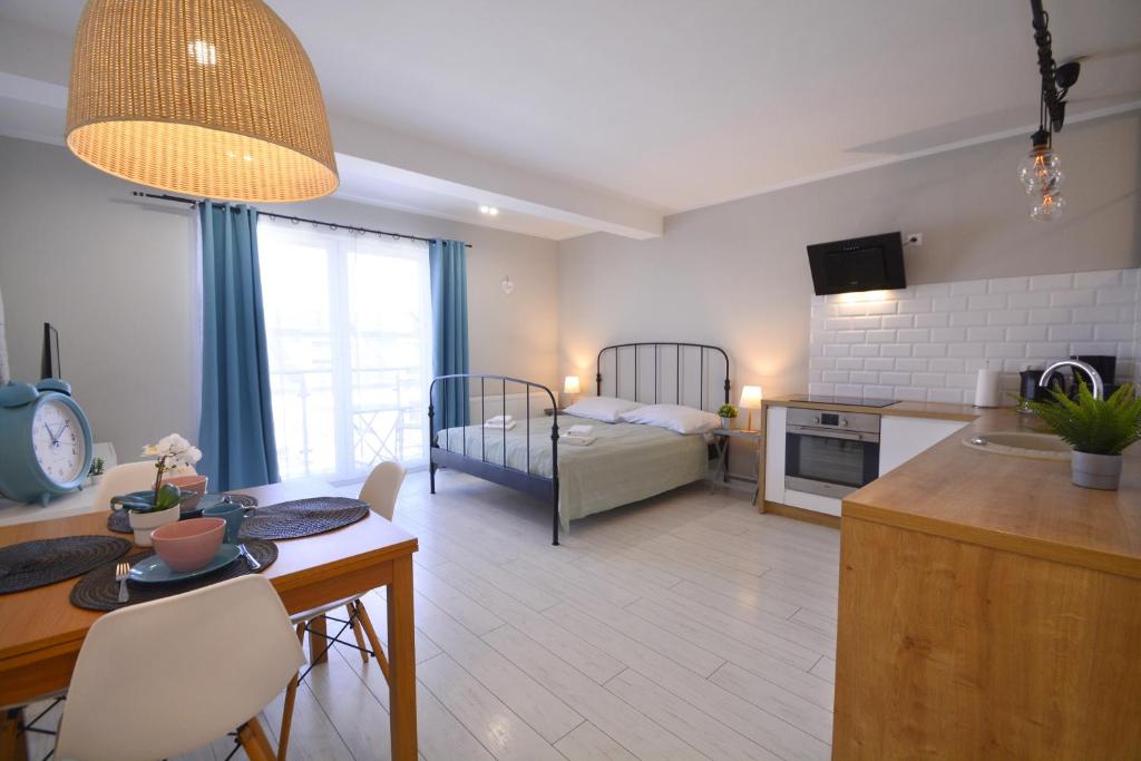 Apartamenty Bryza - Osiedle Debina - Centrum - One-Bedroom Apartment With Parking