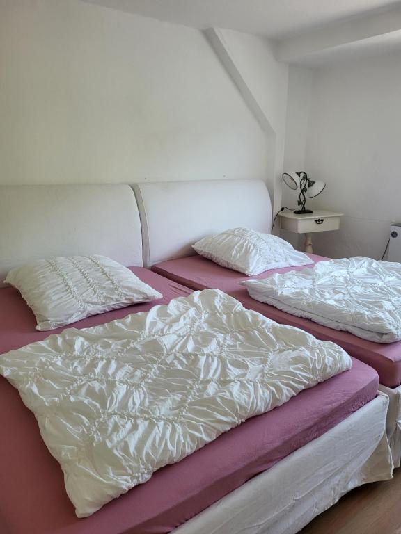 Postel nebo postele na pokoji v ubytování Elbblick