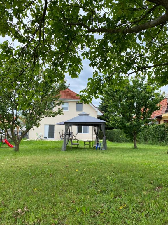 Zahrada ubytování Luca Apartman