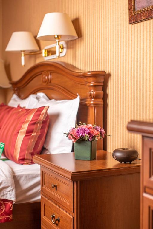 Continental Hotel - Luxe Tweelingzaal