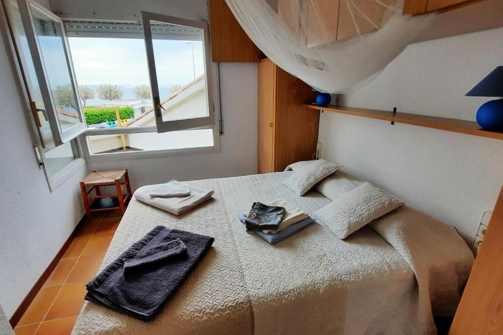 Fotografia z galérie ubytovania Appartement front de mer-piscine v destinácii L'Escala