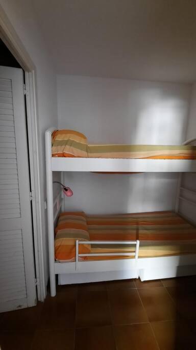 Fotografia z galérie ubytovania Appartement front de mer-piscine v destinácii L'Escala