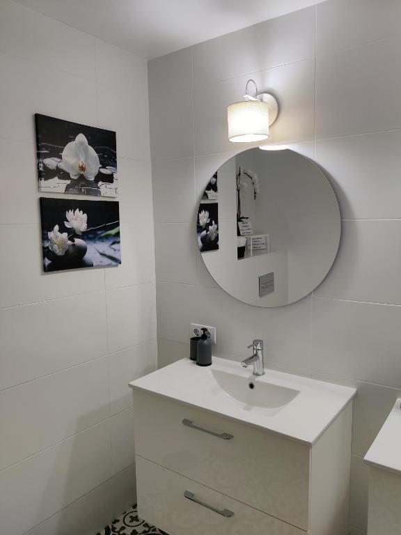 A bathroom at SHERRY HOME