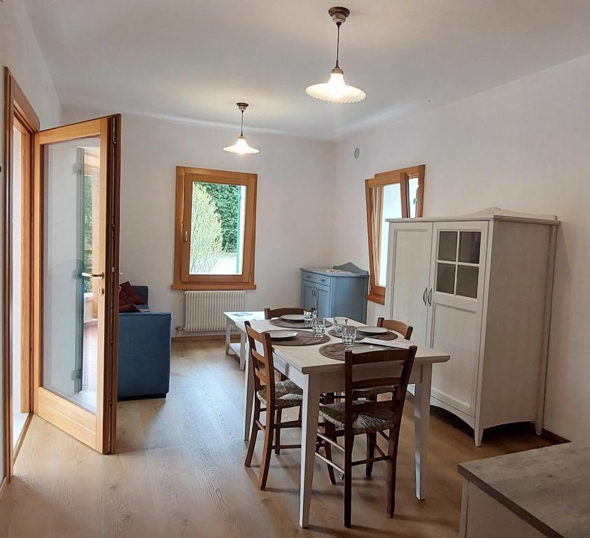 Kuchnia lub aneks kuchenny w obiekcie Agriturismo l'Eremo