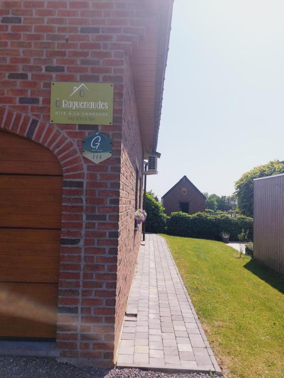 Certifikát, hodnocení, plakát nebo jiný dokument vystavený v ubytování Ô Baguenaudes