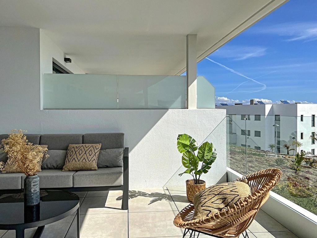 Posezení v ubytování Via Celere 2333 Luxury Sea View Apartment