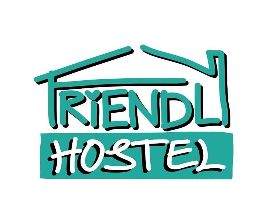 un dibujo del logotipo del hospital Reid en Friendly Hostel - DMK Airport เฟรนด์ลี่ โฮสเทล ดอนเมือง, en Ban Don Muang (1)