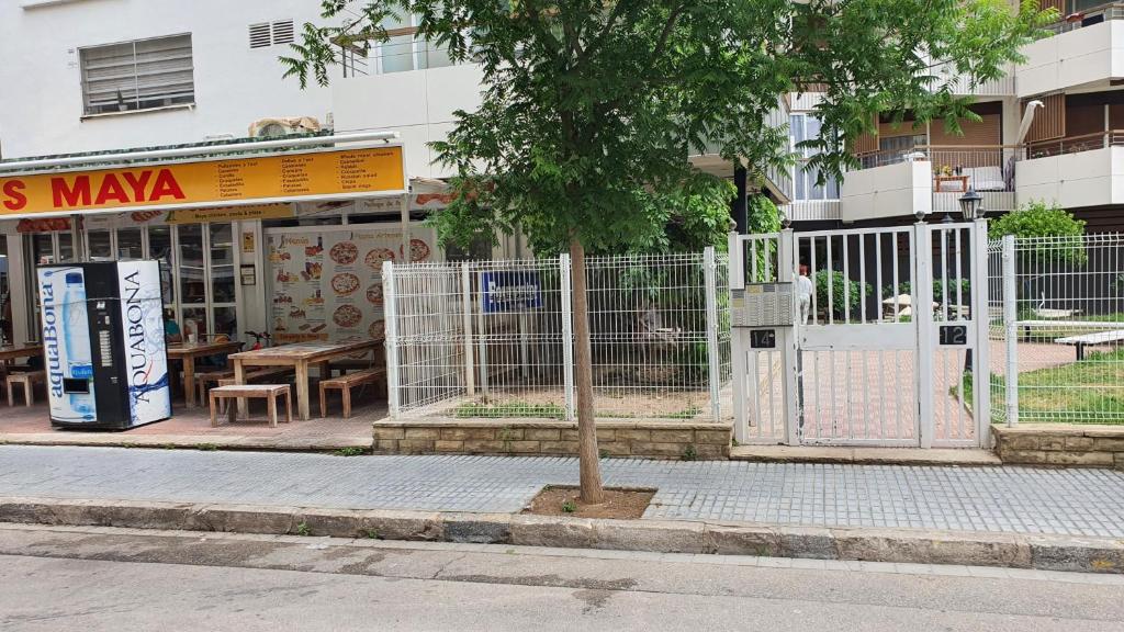 Budova, v ktorej sa apartmán nachádza