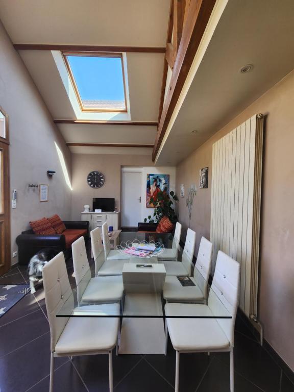 Maison de campagne dans le vignoble champenois - Casa De Cuatro Dormitorios