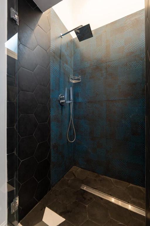 Bagno di Al 4 Piano