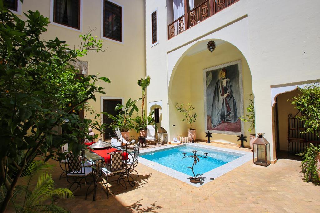 Bazén v ubytování Riad du Ciel Marrakech nebo v jeho okolí
