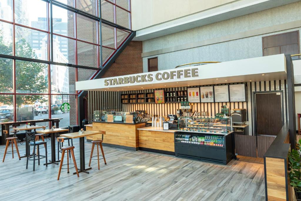 Příslušenství pro přípravu čaje a kávy v ubytování Hyatt Regency Buffalo
