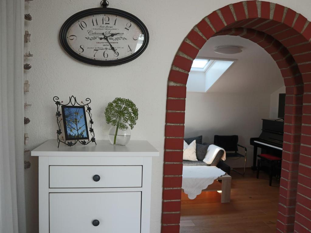 Cama o camas de una habitación en Ferienwohnung am Rhein