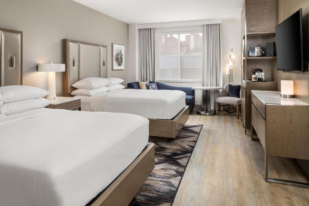 Sheraton Duluth Hotel - 