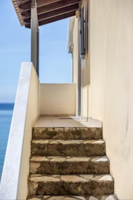 Fotografia z galérie ubytovania Most Panoramic balcony Aeolos Home 108 v destinácii Glyfada