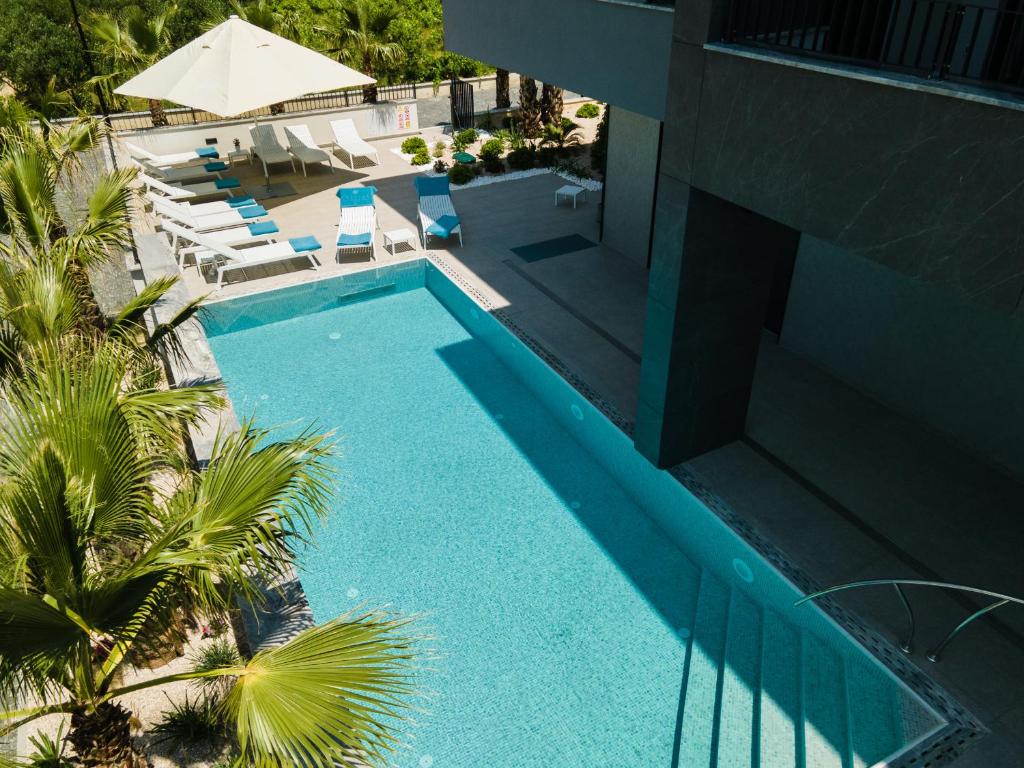 Bazén v ubytování Hotel Crystal nebo v jeho okolí