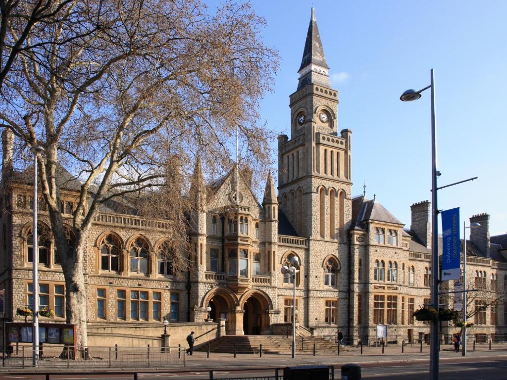 Homex #London-Ealing
