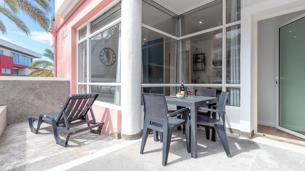 The Jolie - Apartments by the Ocean, with Free Parking - Appartamento - Piano Terra