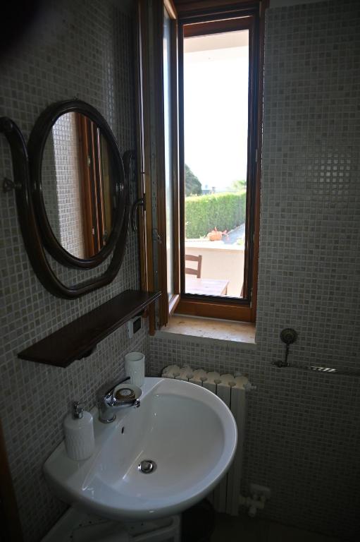 Koupelna v ubytování B&B Villa Dongiovanni