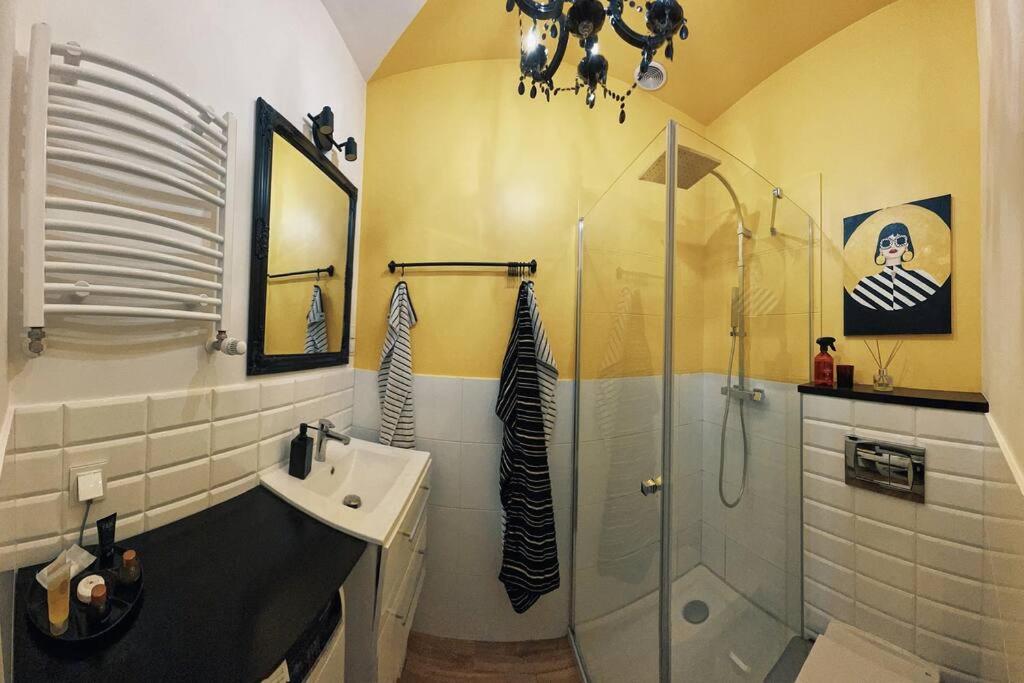 Koupelna v ubytování Livin’ la Wilda local