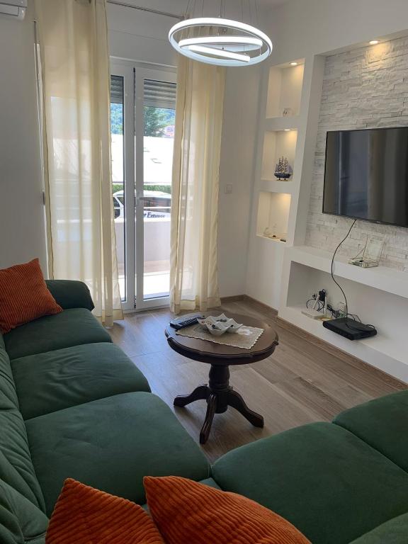 Mina's Apartment One Bedroom apartment with terrace, Budva Updated