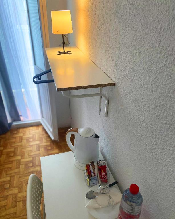 Booking.com: Valencia La Petxina Rooms in Shared Apartment ...