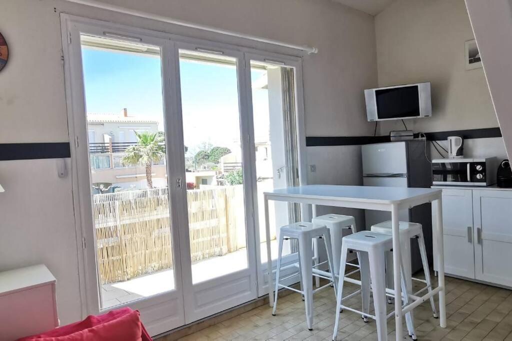 Photo de la galerie de l'établissement Cap d'agde- Appartement proche village naturiste, au Cap d'Agde