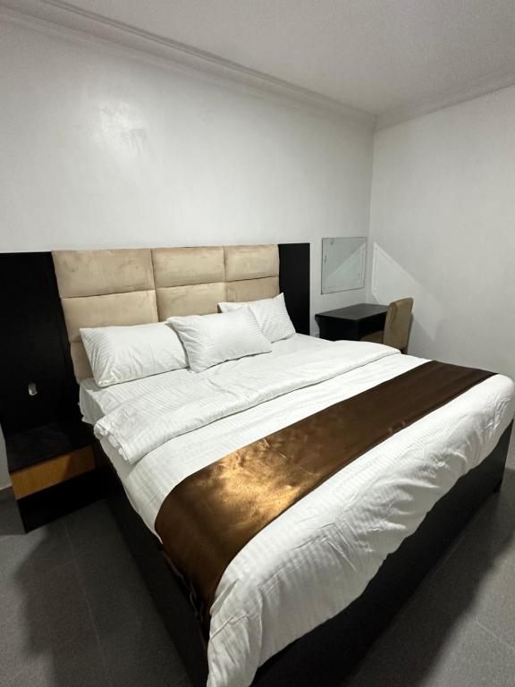Fotografie z fotogalerie ubytování Maxx Msquare Hotel v destinaci Agege