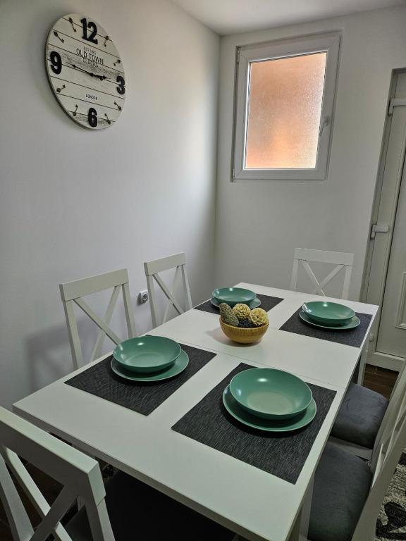 Fotografie z fotogalerie ubytování Apartmani Bambi 2 v destinaci Soko Banja