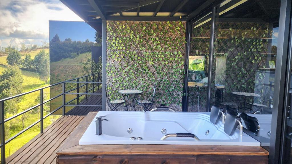 Balkón nebo terasa v ubytování Cumbres Luxury Glamping
