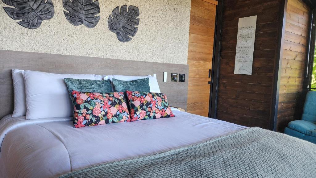 Postel nebo postele na pokoji v ubytování Cumbres Luxury Glamping
