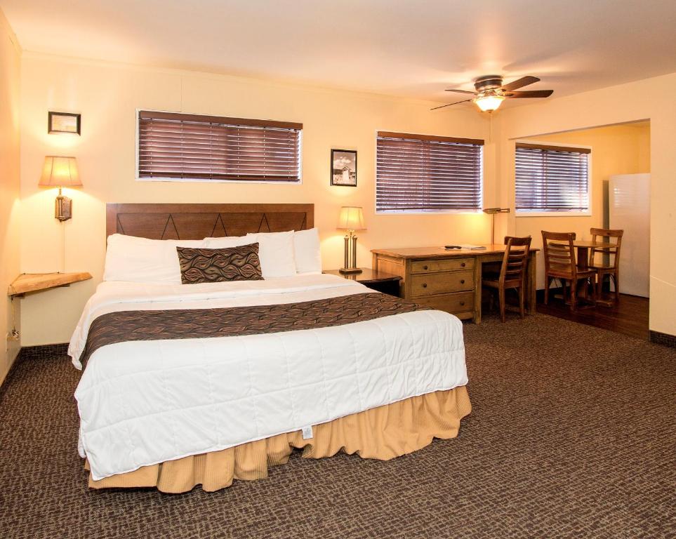 Holiday Haus - Studio King Room