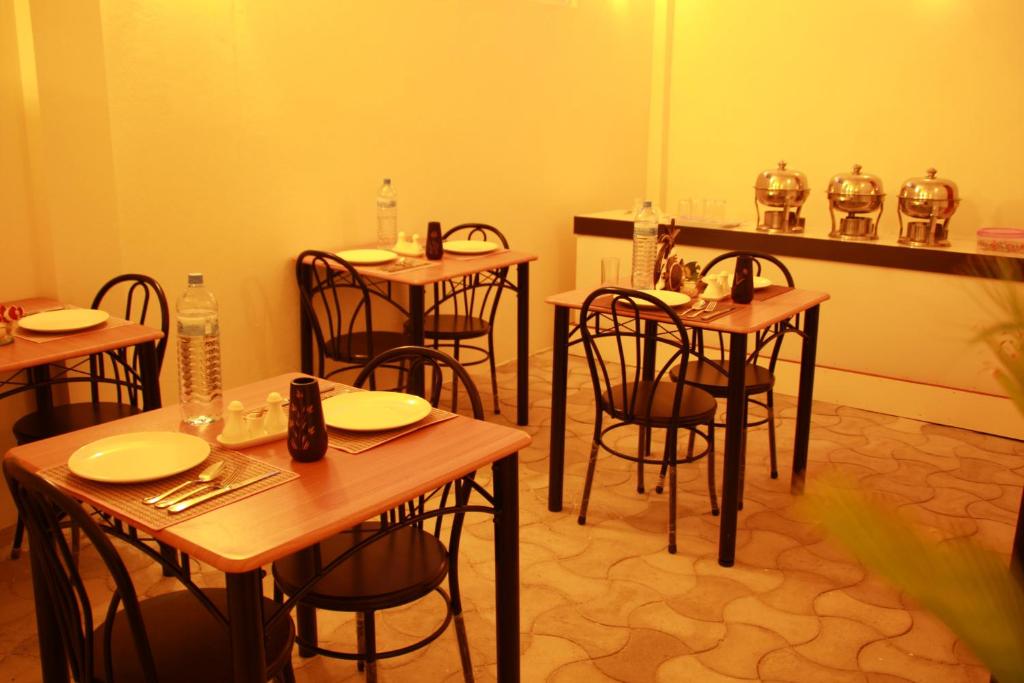 Restaurace v ubytování Hanifaru Transit Inn