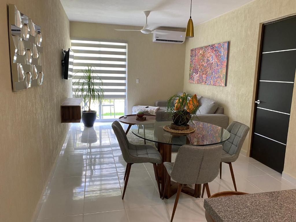 Χώρος καθιστικού στο Tangerine Tulum House: Pools, Zamna, Wi-Fi, Cenote