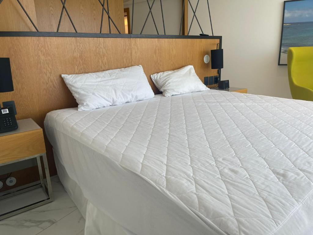A bed or beds in a room at Hotel Nacional Rio de Janeiro