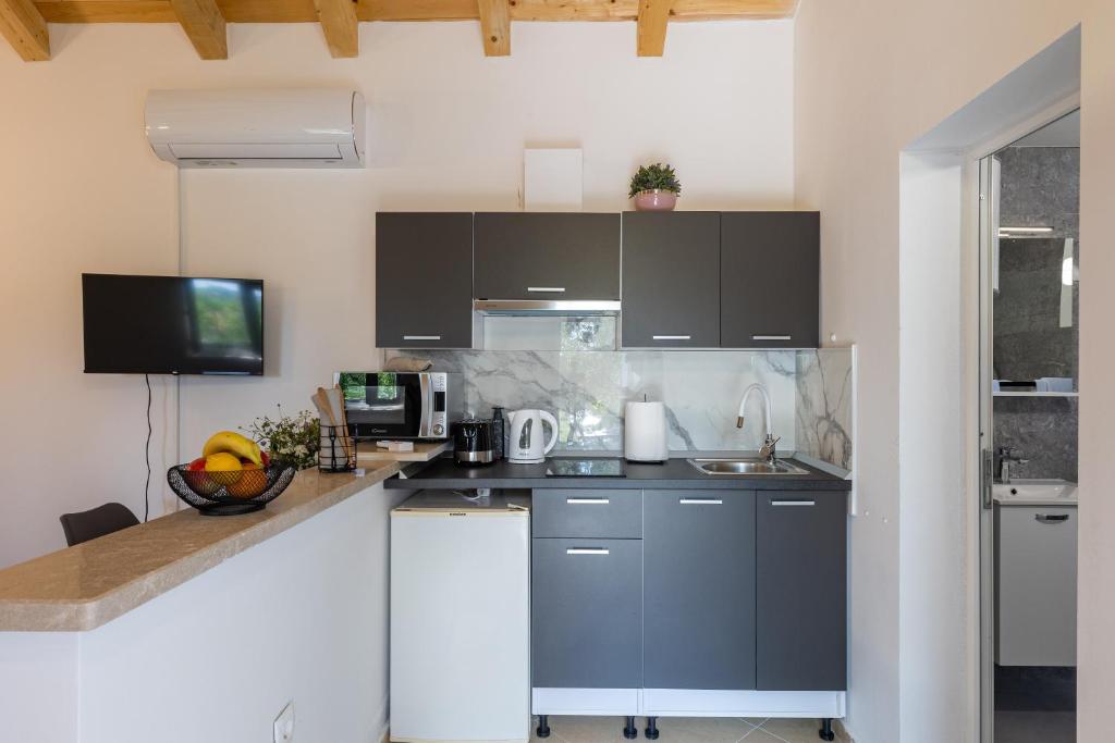 Apartments Roza - 14