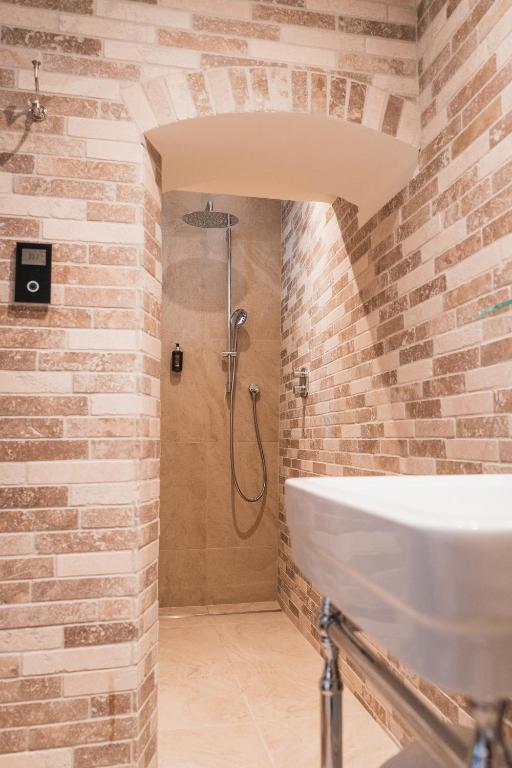 H5 Grauer Bär Studios & More - Resim 19