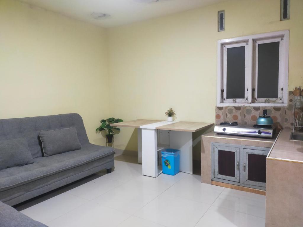Kuchyň nebo kuchyňský kout v ubytování Bromo Semesta Guesthouse