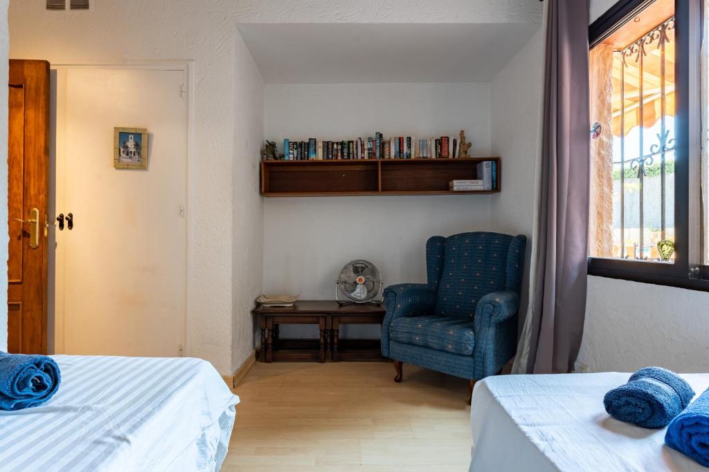 Posteľ alebo postele v izbe v ubytovaní Cosy house jacuzzi wifi pool view