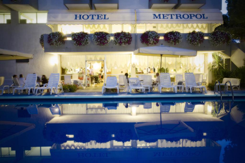 Bazén v ubytování Hotel Metropol nebo v jeho okolí