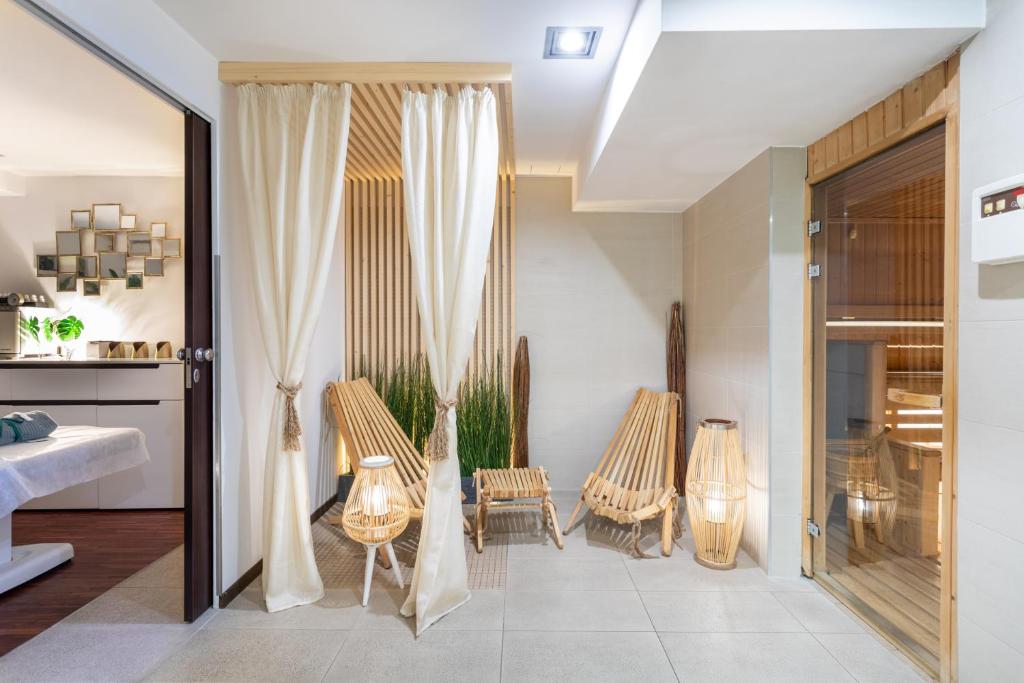 Posedenie v ubytovaní Qubus Hotel Gdańsk